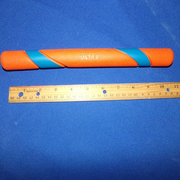 New Chuckit! Ultra Fetch Chew Stick Dog Toy - Large Orange & Blue Heavy Rubber - Picture 2 of 3